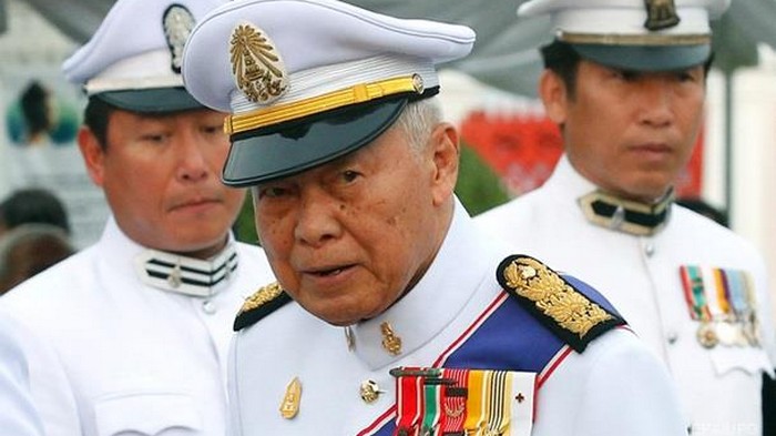 Экс-премьер Таиланда завещал все свое состояние бедным - СМИ