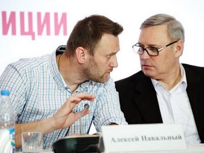 Навальный вышел из коалиции с Касьяновым
