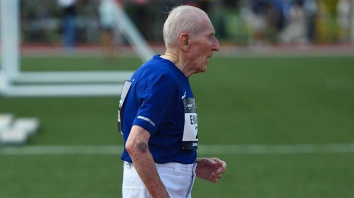 Американец в 96 лет стал рекордсменом по бегу
