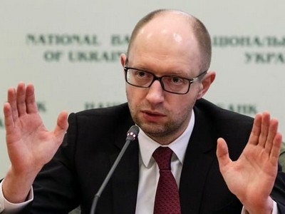 Яценюк: Украина выплатила все долги правительства Азарова