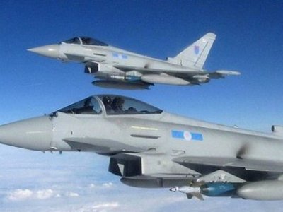 Британские ВВС перехватили три российских самолета над Балтикой