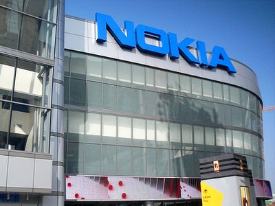 Компания Nokia возрождает производство смартфонов