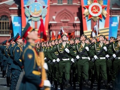 Четыре страны Евросоюза отказались ехать на парад в Москву