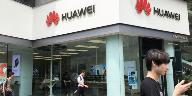 Huawei представит смартфон на собственной ОС уже до конца года