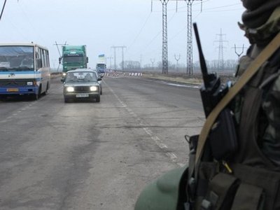 Тука: Придется снимать блокаду с Донбасса