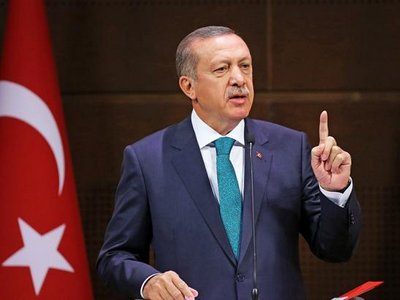 В Турции сняли неприкосновенность с депутатов