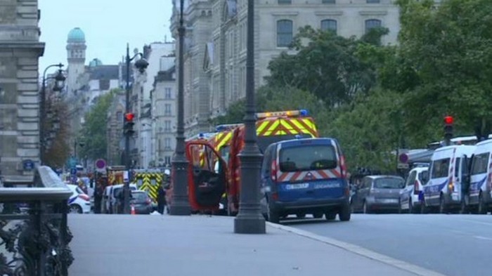 Резня в полицейском участке Парижа: подробности