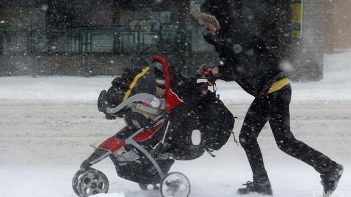 Режим ЧС объявили в Канаде из-за сильного снегопада