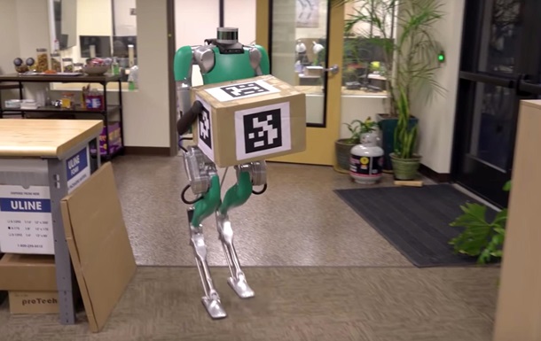 В Agility Robotics научили робота носить коробки (видео)