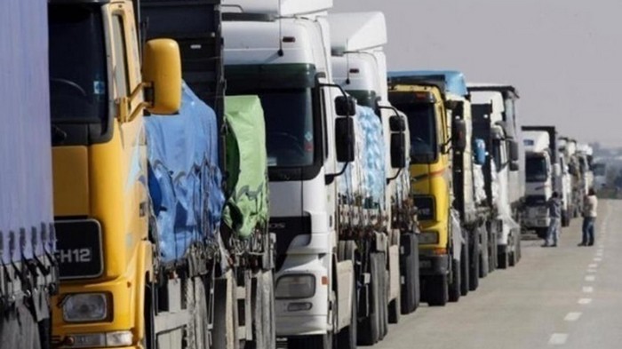 Гончарук и премьер Польши обсудили разрешения на грузовые перевозки