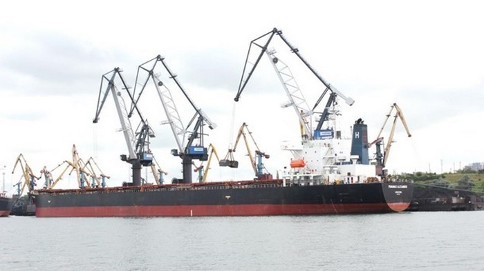 В портах Украины перевалка грузов достигла рекордной отметки