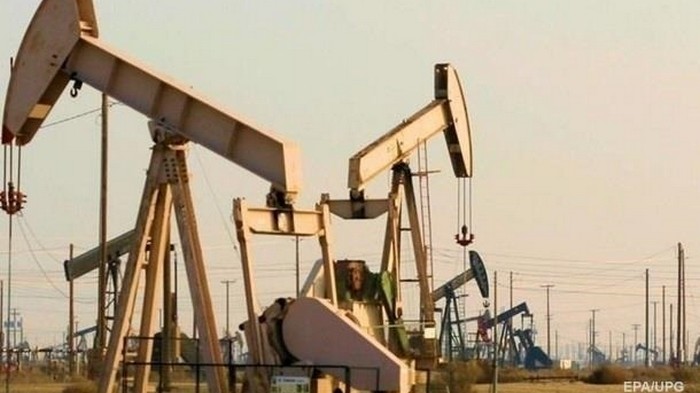 Нефть дешевеет на фоне переговоров США и Китая