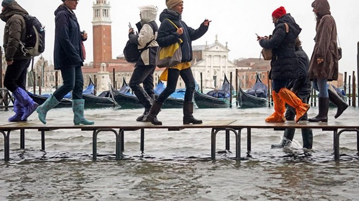 Венецию затопило после проливных дождей (фото)