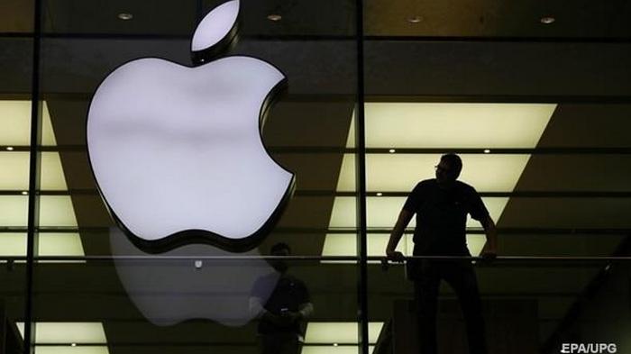 Акции Apple впервые достигли 300 долларов за штуку