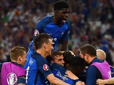 Франция вышла в финал чемпионата Европы 2016 (видео)