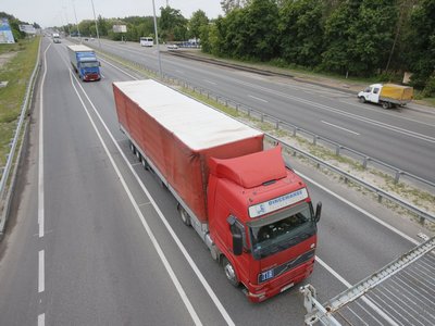 РФ ввела дополнительные ограничения на транзит товаров из Украины