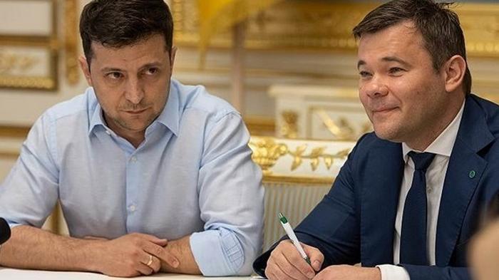 Зеленский уволил главу своего Офиса Богдана