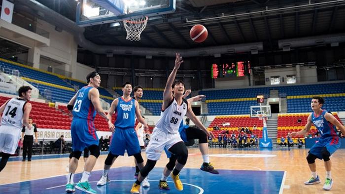 FIBA приостановила все свои турниры из-за коронавируса
