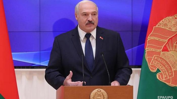 Лукашенко не хочет помогать туристам, которые уехали во время пандемии
