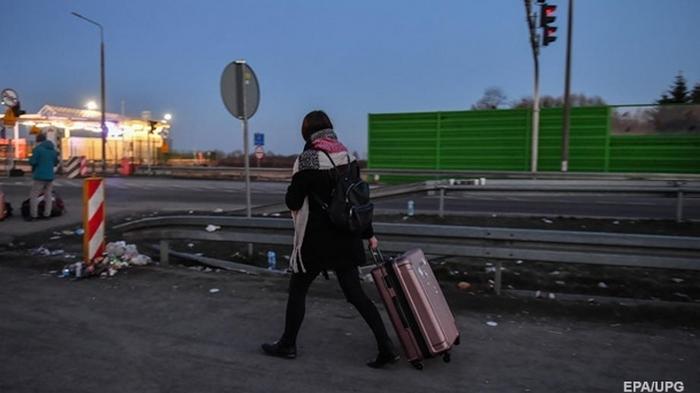 За границей остаются девять тысяч украинцев