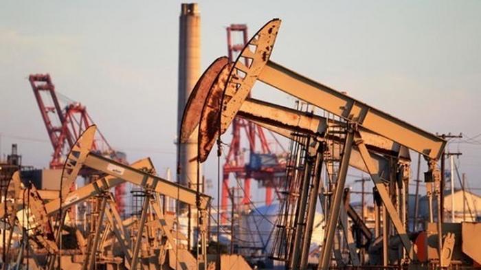 Нефть подорожала на 15% в ожидании встречи ОПЕК+