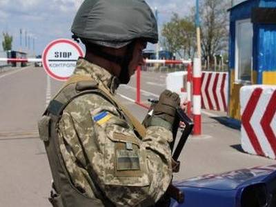 РФ заблокировала границу с Крымом