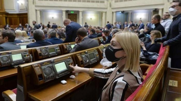 Из-за больного депутата Аристова проверили 70 его коллег