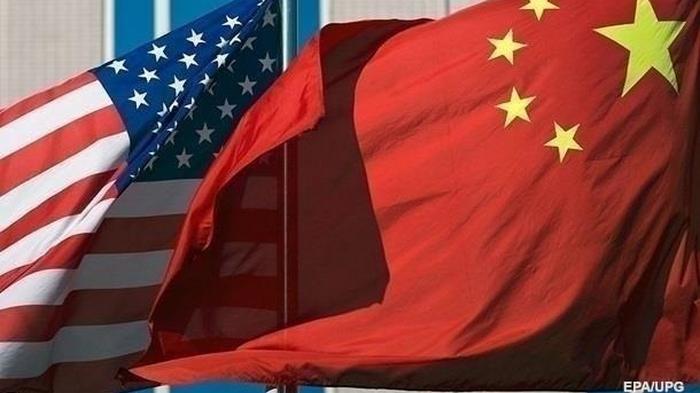 Китай пригрозил США ответом за вмешательство во внутренние дела по Гонконгу
