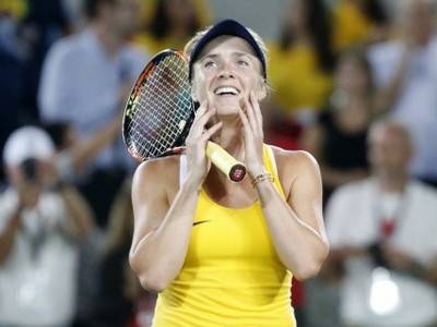 Украинская теннисистка Свитолина сенсационно обыграла фаворитку Серену Уильямс
