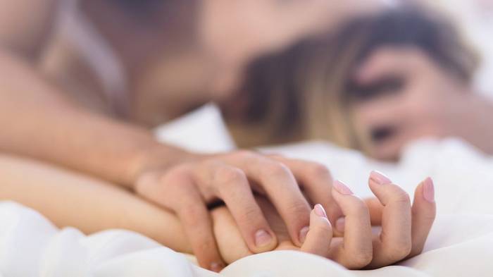 Почему могут возникнуть проблемы в интимной жизни и как их решить?