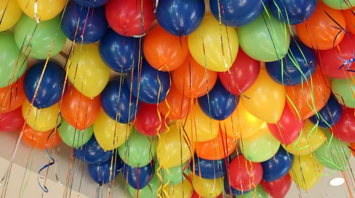 Воздушные шарики в роли главного украшения праздника