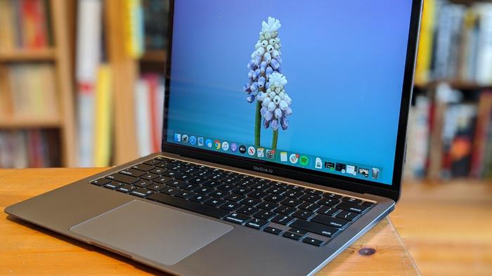 Опасный вирус атакует пользователей MacBook: как защититься