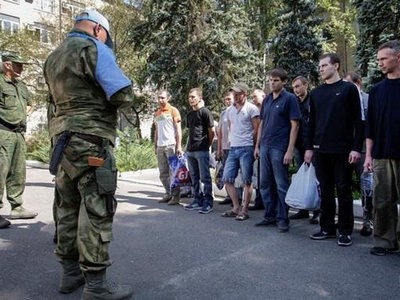 В Киеве готовы освободить всех заложников ЛНР и ДНР