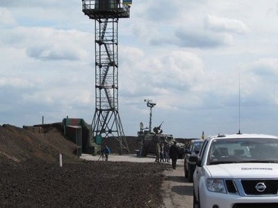 На границе с РФ в Харьковской области установили экспериментальную башню (видео)
