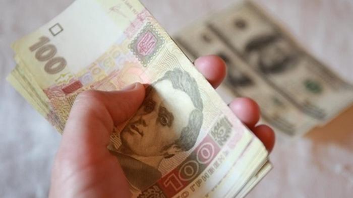 Курс валют на 27 июля: гривна начала расти к доллару