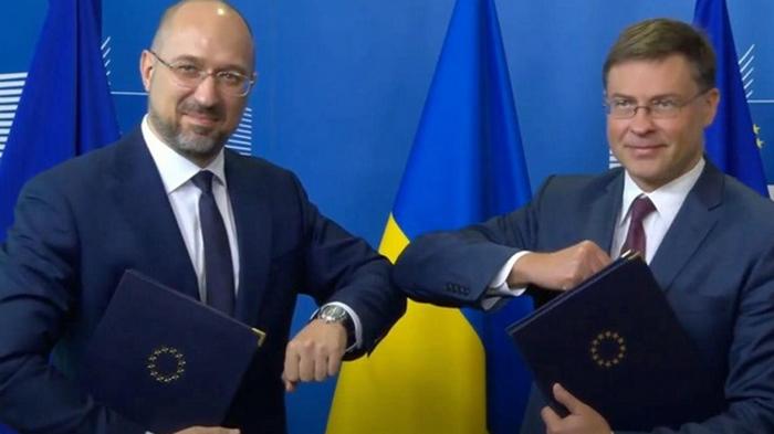 Украина и ЕС подписали соглашение о кредите на 1,2 млрд евро