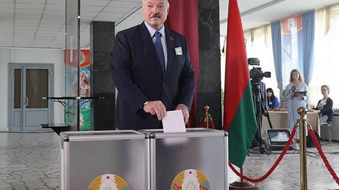 Экзит-пол: Лукашенко выиграл выборы в Беларуси