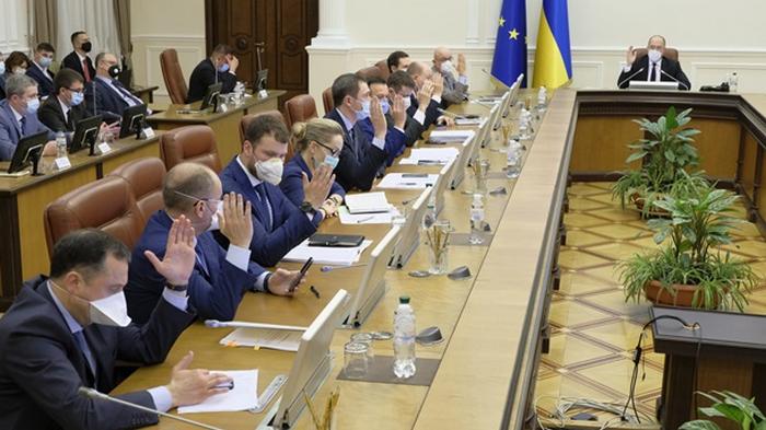 Министры смогут не приезжать на заседания Кабмина