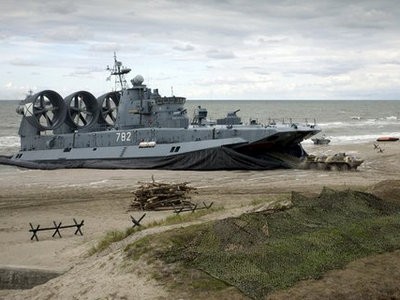 РФ начала активную фазу военных учений возле границ Украины