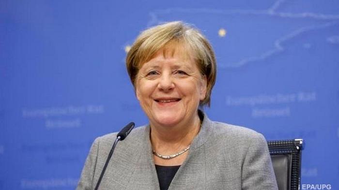 Меркель высказала поддержку протестующим белорусам
