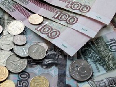 Зарплаты российских чиновников заморозят на 3 года