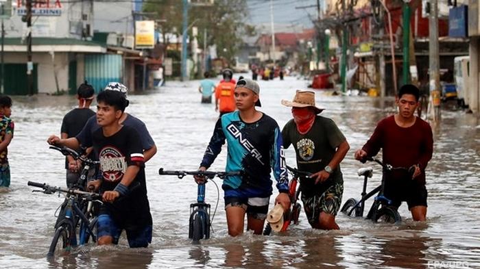 Тайфун на Филиппинах: 10 человек погибли, трое пропали без вести