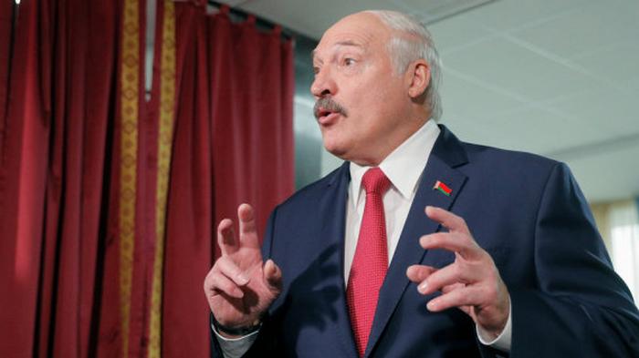 Лукашенко о беларуских врачах, уезжающих за границу: Уехал – назад не вернешься