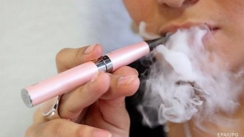 В Украине запретили продавать е-сигареты детям