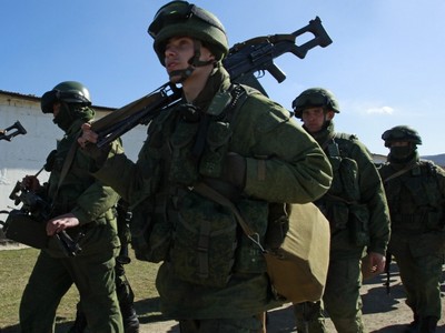 Российские военные массово покидают «ЛНР» — журналист