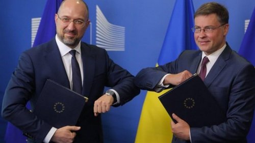 Украина получила €600 млн транша от ЕС