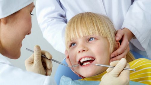 Как происходит лечение зубов детям во сне