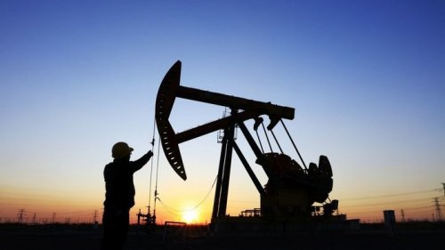 Мир ждет переизбыток нефти – в МЭА обновили прогнозы