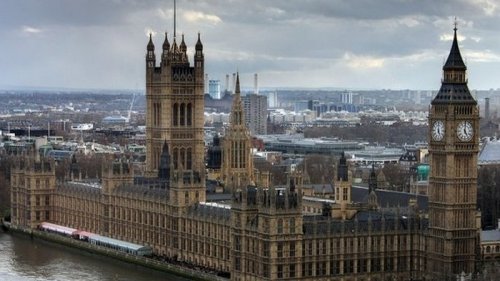 В Британии заявили о новом варианте коронавируса: из-за него ужесточили карантин в Лондоне