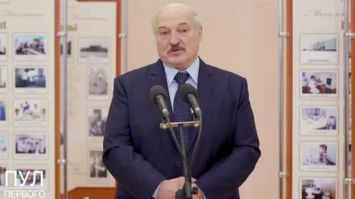 Лукашенко заявил, что второй раз коронавирусом не заболеет